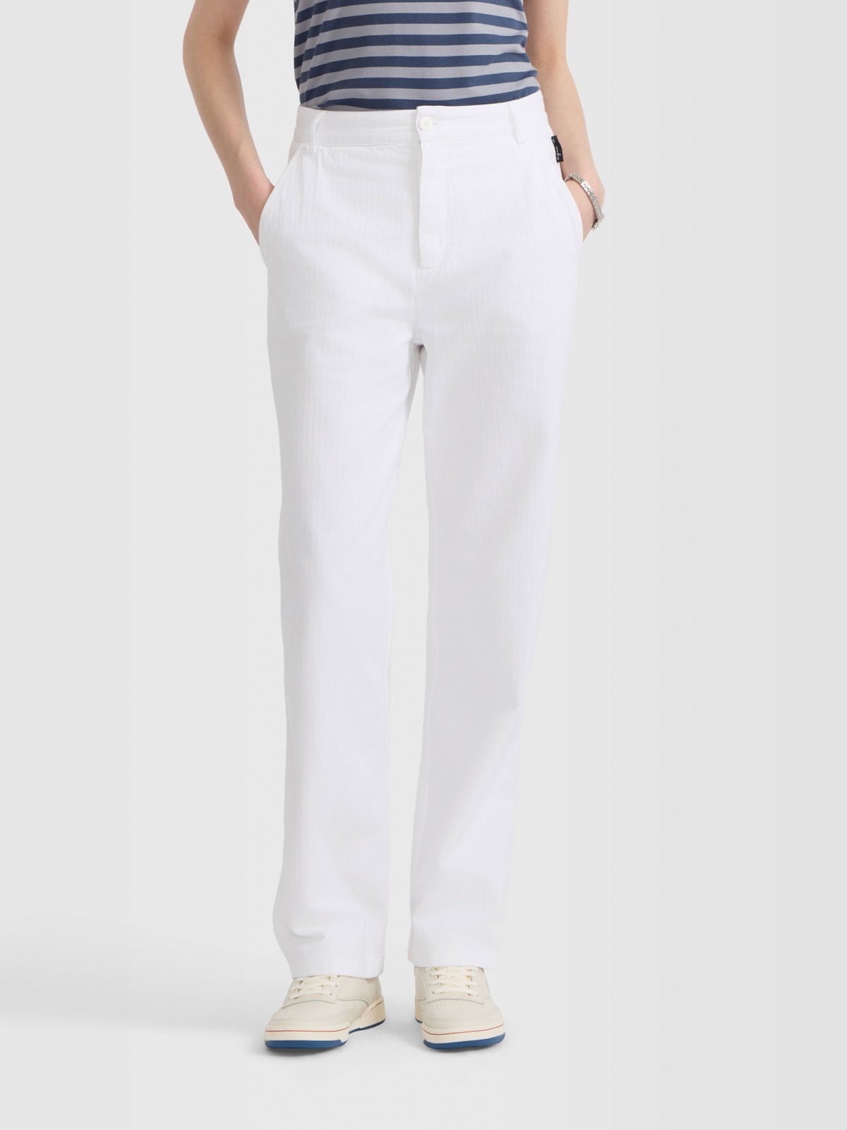 white peintre trousers